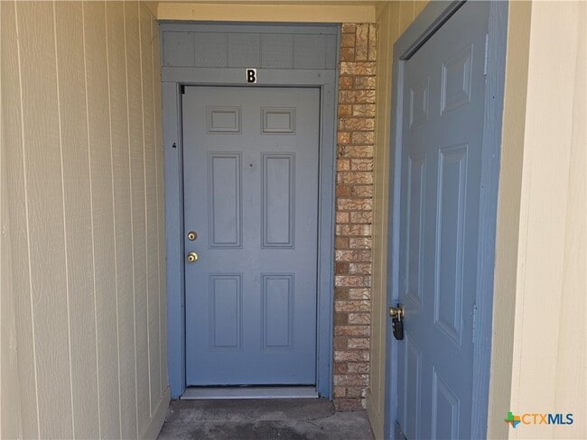 Photo - 900 Ticonderoga Dr