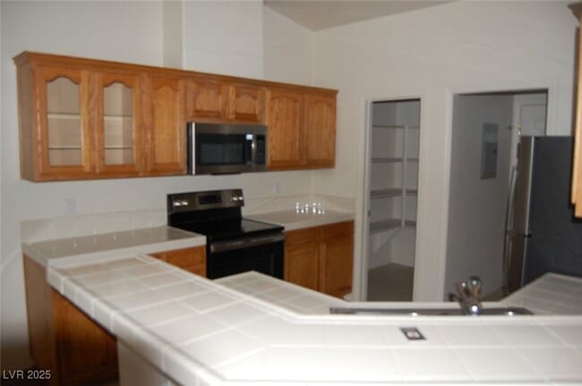 Photo - 1791 Sycamore Ave