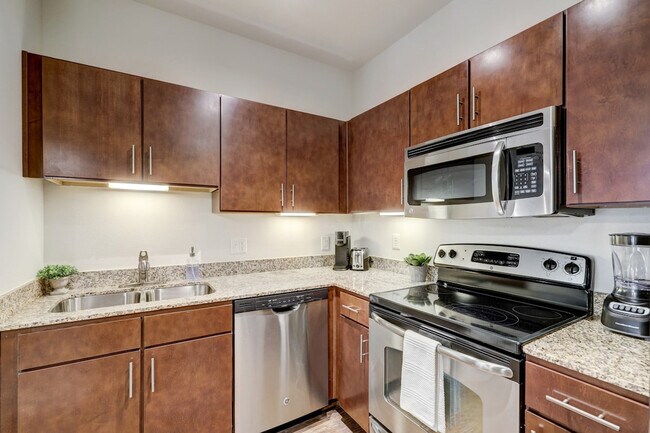 Photo - 2221 W Dallas St Unit GO FL1-ID1028903P