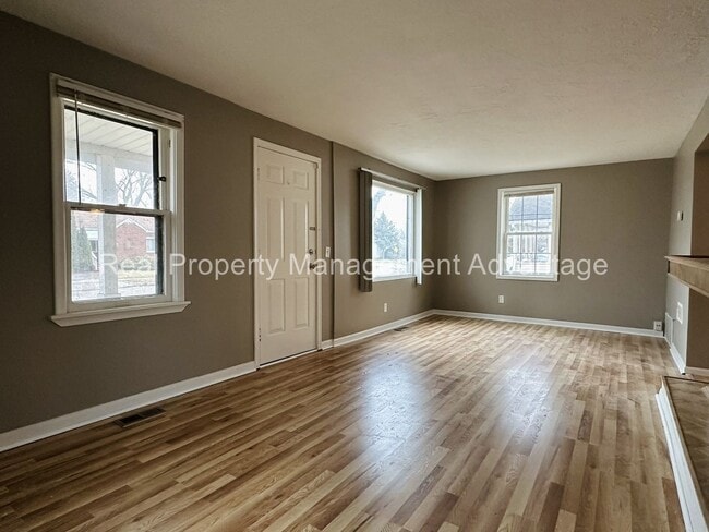 Photo - Cute Three-Bedroom with Large Deck!