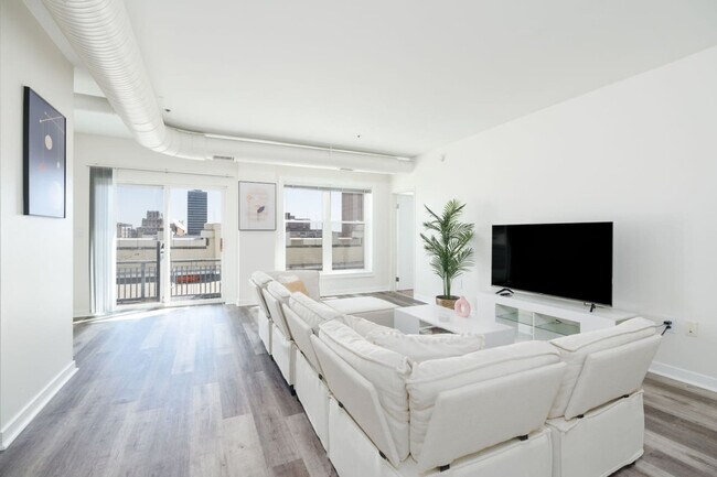 Building Photo - 50 N Illinois St Rental