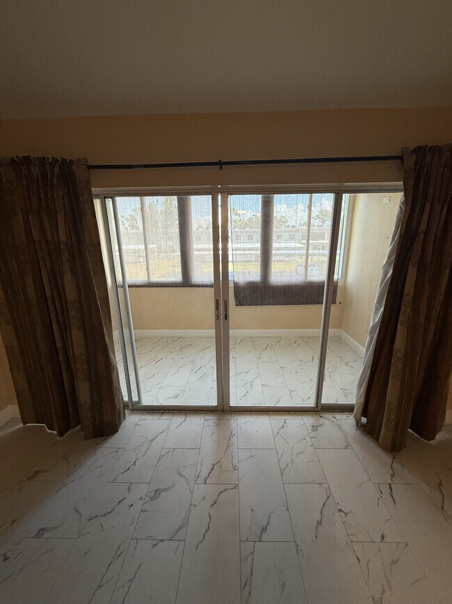 Photo - 21280 Brinson Ave