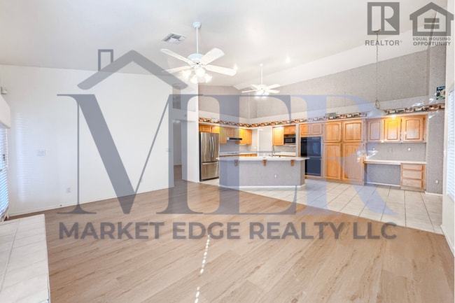 Building Photo - 4Bed/2.5Bath Home at Deer Valley Rd/67th Ave! $199 MOVE-IN SPECIAL! Ready for Immediate Move-In!