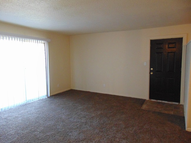 Photo - Deerbrook Apartments