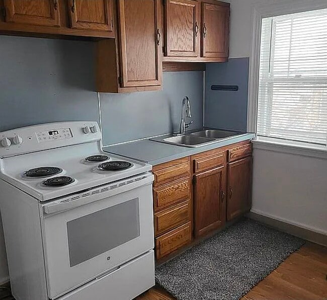 Photo - 3214 Sherbrooke Rd Unidad 3214 Sherbrooke rd upper