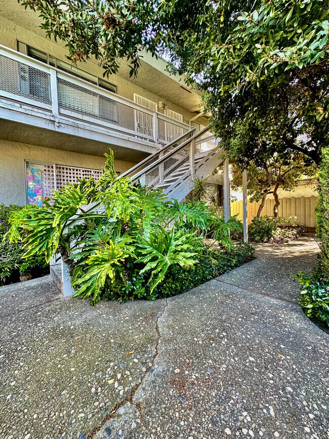 Photo - Garden Glen Apartments
