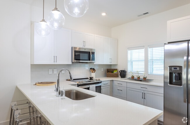 2BR, 2.5BA - 1482SF Veridian- Kitchen