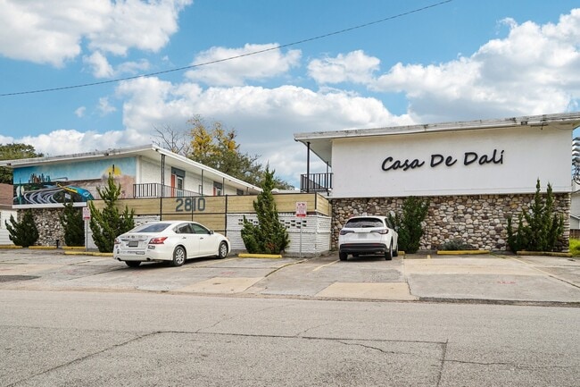 Building Photo - 2810 Beauchamp St Unit 1