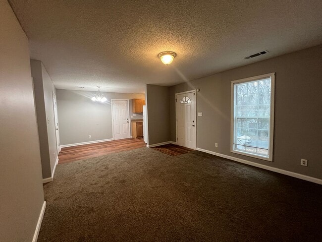 Photo - 2535 Rex Ave SW