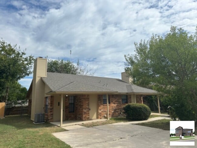 Photo - 1713 Mona Dr Casa