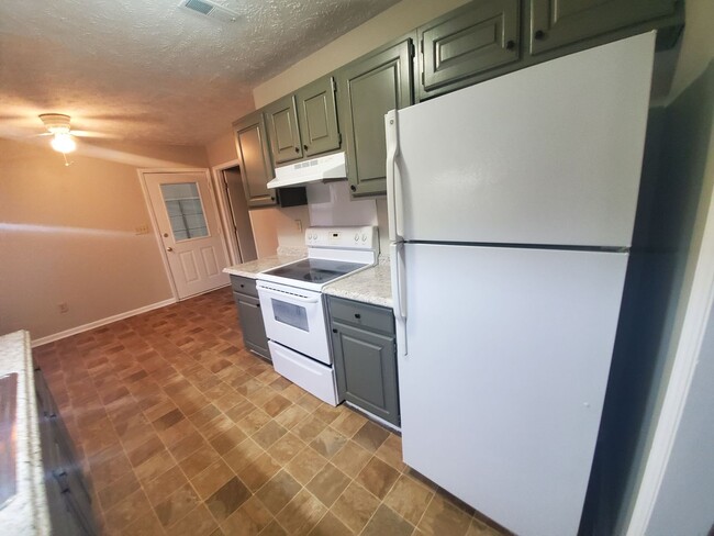 Photo - 909 Benevente Loop