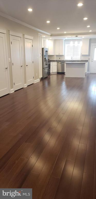 Photo - 1103 Morse St NE