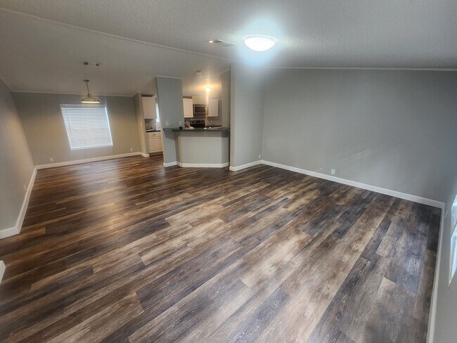 Photo - 521 N Volusia St