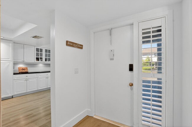 Photo - 372 Deer Creek Wildwood Ln E