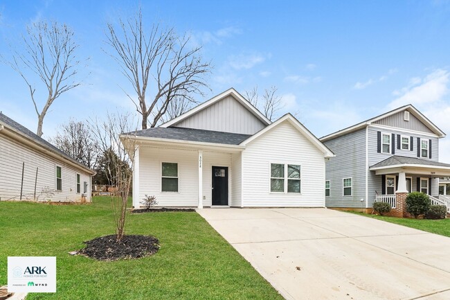 3028 Celia Ave