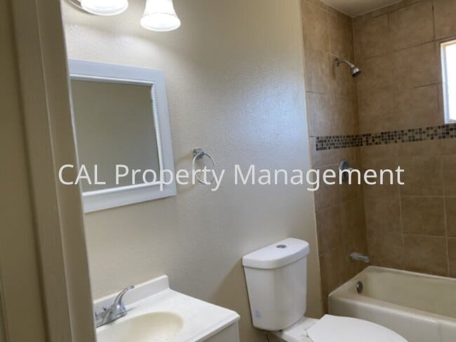 Photo - 347 8th St Unit B