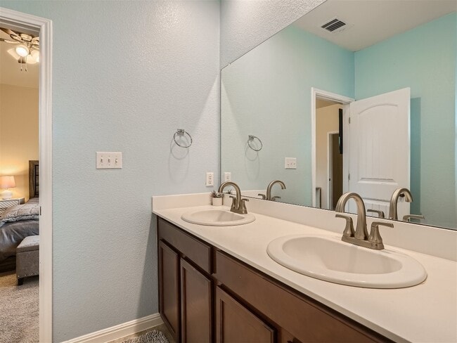 Photo - 19212 Scoria Dr