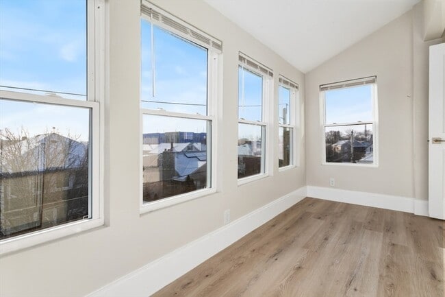 Photo - 41 Wolcott St Unit 5