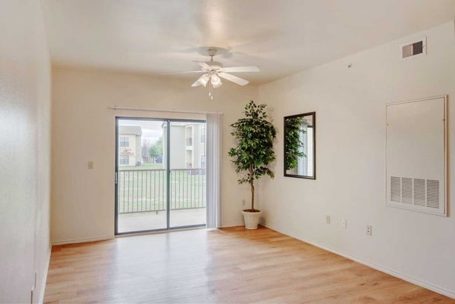 Photo - Villas at Henderson