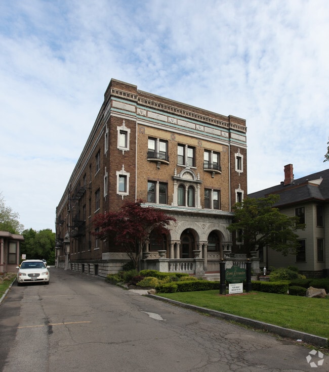Street Angle