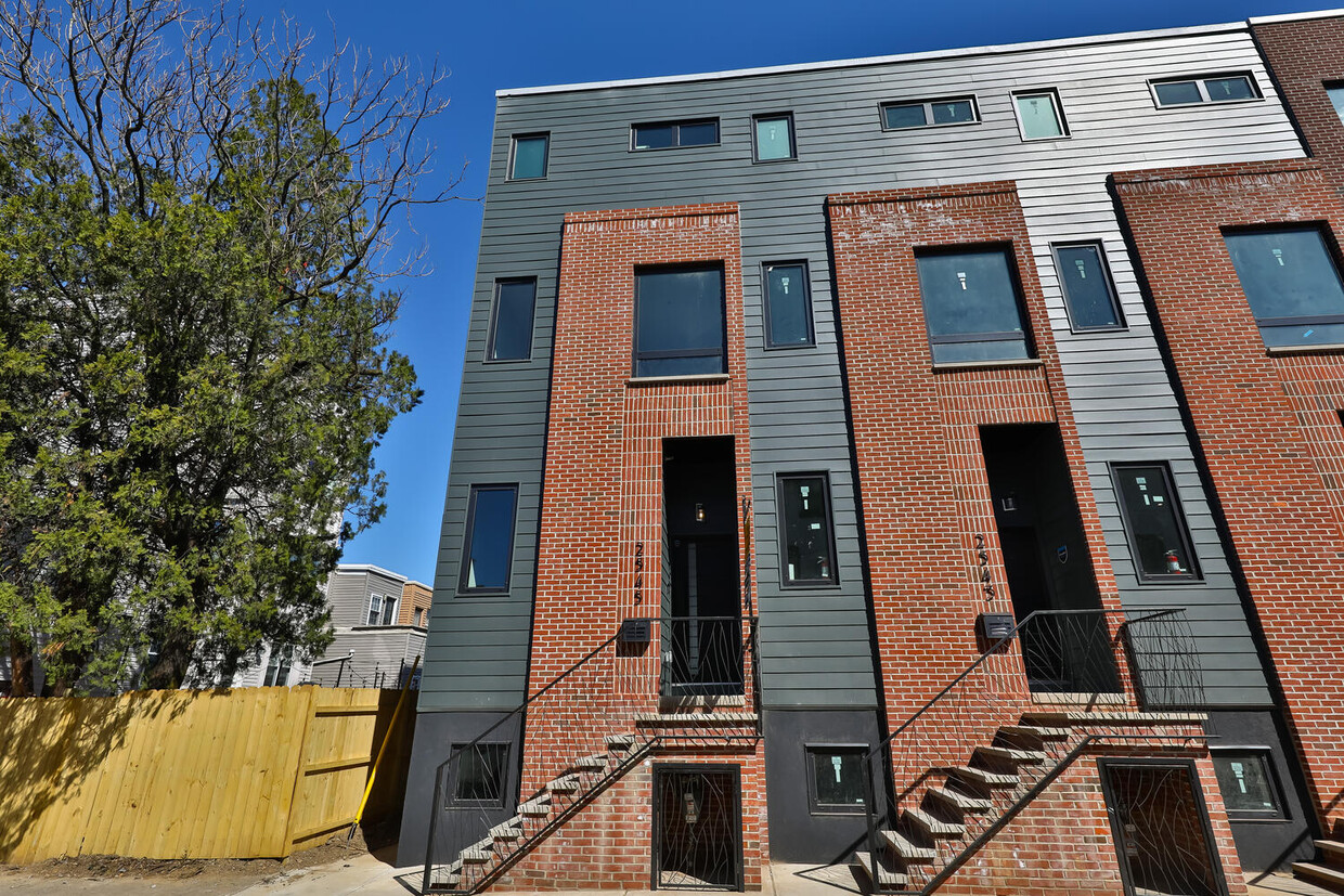 Photo - 2541 Turner St (Philadelphia, PA)