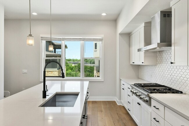 Photo - 4611 Unity Cir