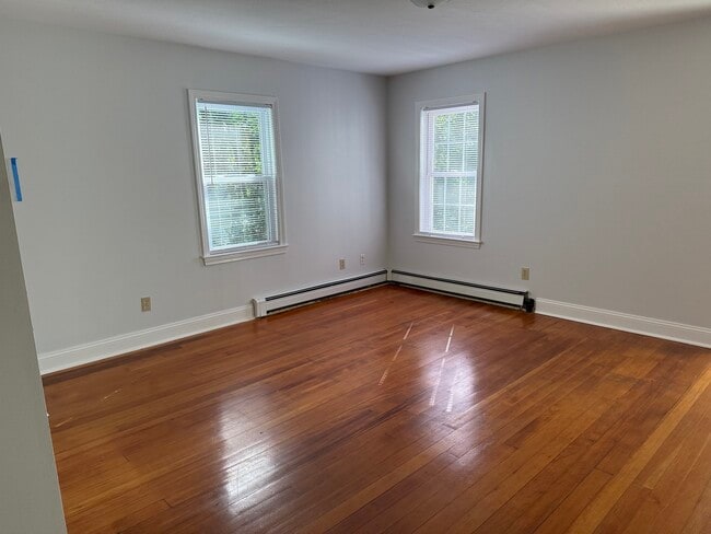 1 Quaker Ln Unit 1