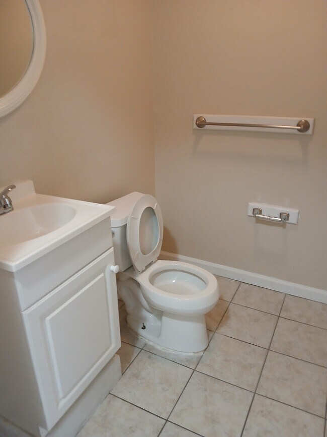 Photo - 510 S Poplar St