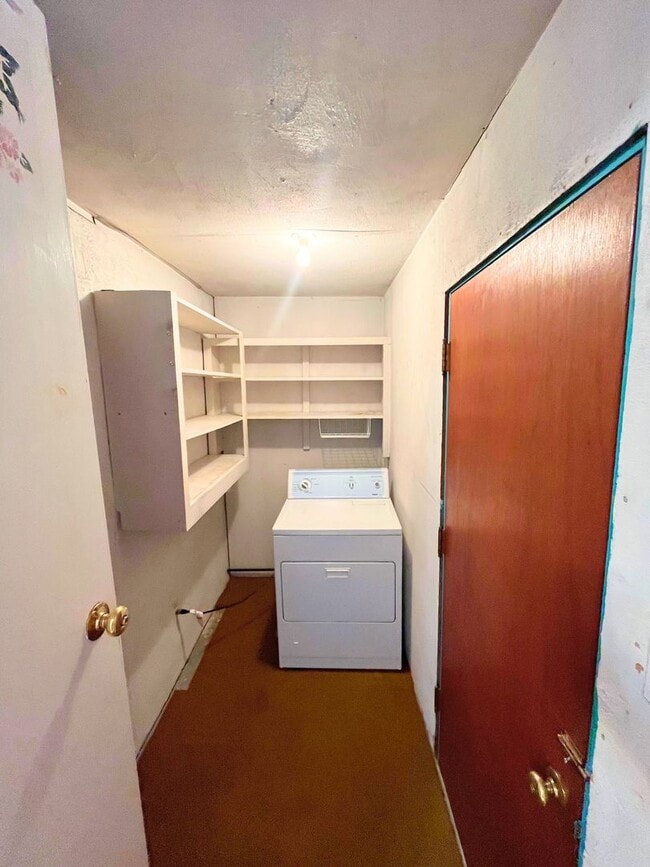 Charming 2 Bedroom 1 Bathroom Home In ABQ! Rental House Rental in