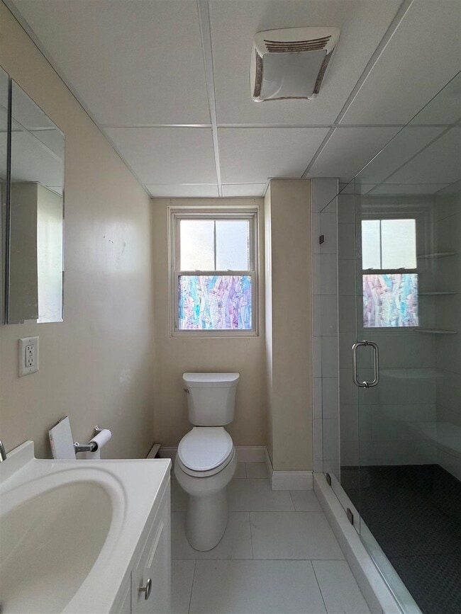 Photo - 71 Winchester St Unit 1