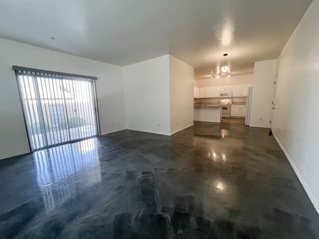 Photo - TOWNHOME - COTTONWOOD - HOA Cottonwood Square Commons