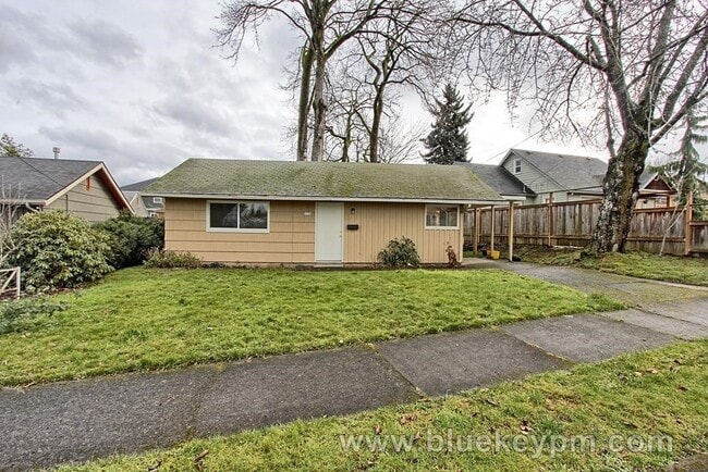 Photo - 2 Bed, 1 Bath Home in St. Johns near George Park