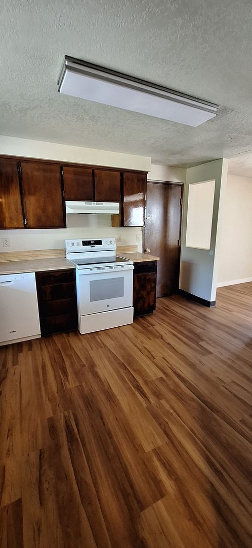 Photo - 3424 NW Satinwood St