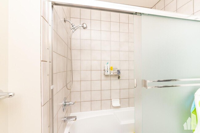 Photo - 3 bedroom in Chicago IL 60661 Unit 302