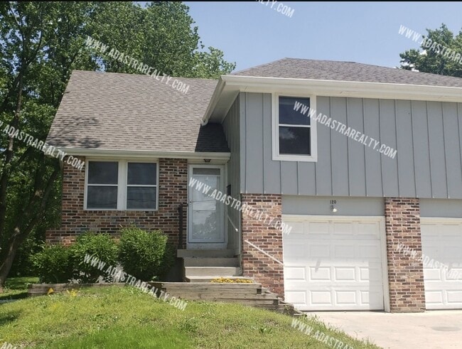Building Photo - 120 S Julia St Unit 120 S Julia St, Olathe, KS 66061