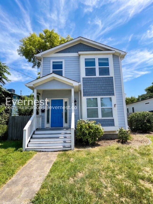 Building Photo - 3-Bed/2.5-Bath Home/Available Now!