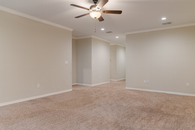 Photo - 2202 Woodgrove Lane