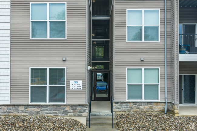 Brooks Edge Apartments