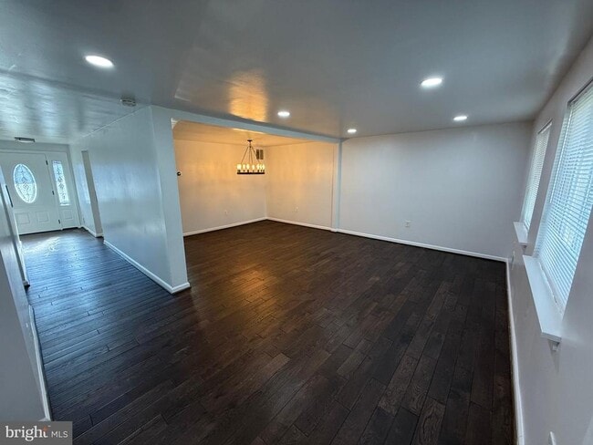 Photo - 8049 St Annes Ct