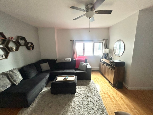 25 Adrian St Unit 1