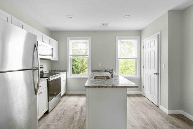 Photo - 134 Chad Brown St Unit 1
