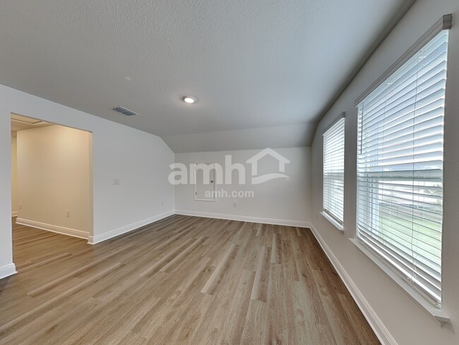 Photo - 14633 Cedar Trunk Ter