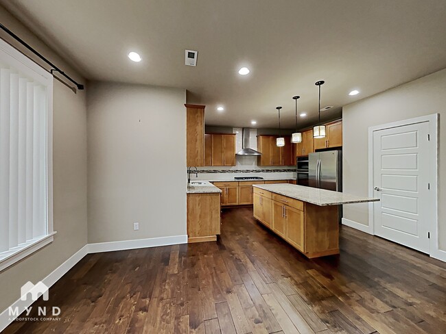 Photo - 12017 SE May Creek Park Dr