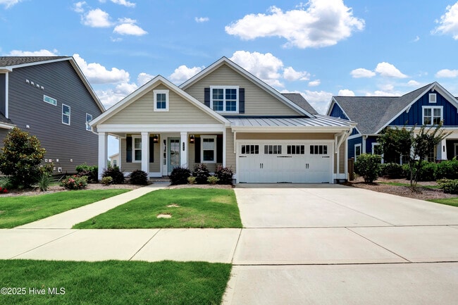 Photo - 730 Edgerton Dr House