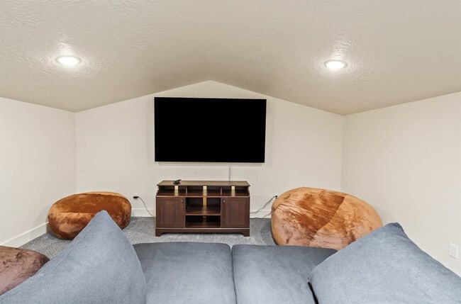 Photo - 303 CM Rdg Ln Unit ID1460952P