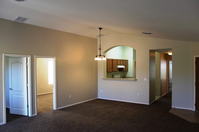 Photo - East Side Gem 3 Beds 2 Baths