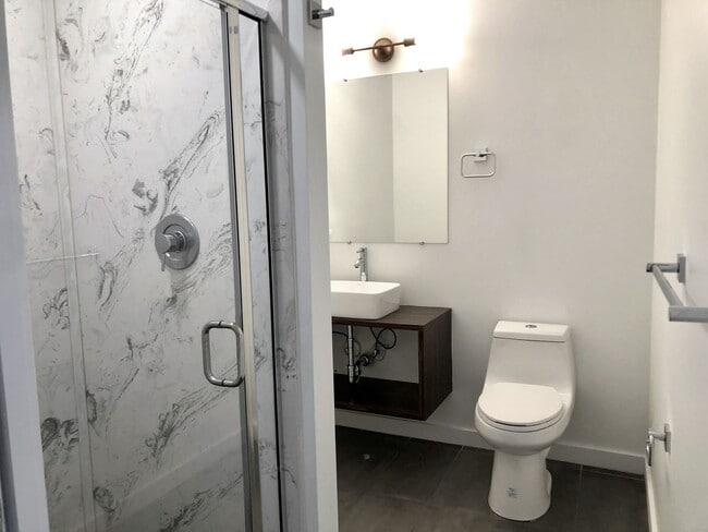 Photo - 824 N Calvert St