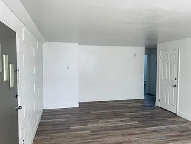 1100 McHugh St Unit 3