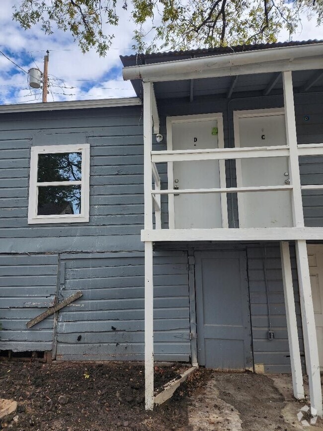 Building Photo - All Utilities Paid Unit D Rental