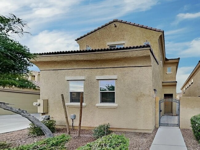 Photo - 1367 S Country Club Dr